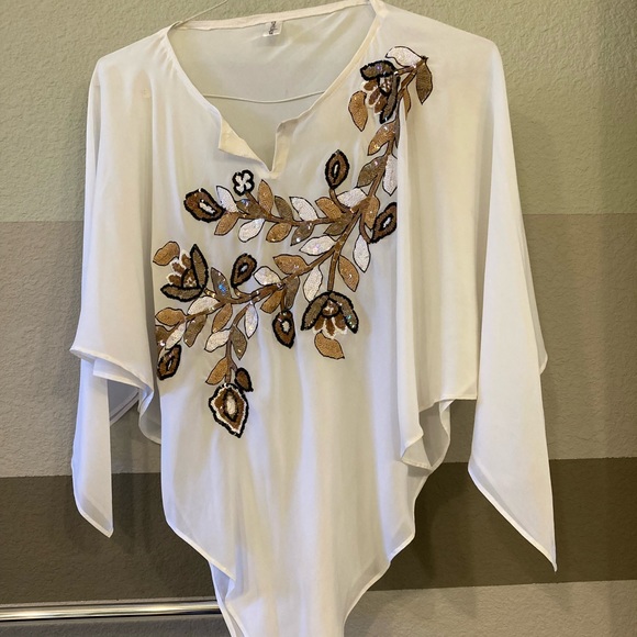 Top. Georgette Sequenced BEAUTIFUL. White - Picture 6 of 17